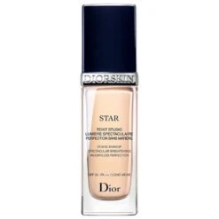 Dior 010 Ivoire Diorskin Star Fondotinta